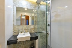 Deluxe_Premier_Room04.jpg-nggid018-ngg0dyn-695x327x100-00f0w010c010r110f110r010t010