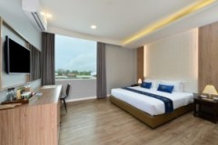 thumbs_Deluxe_Premier_Room01